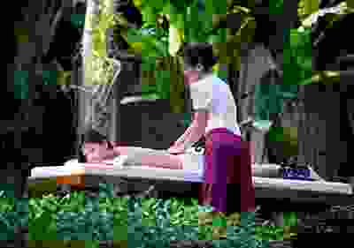 Image-Caption-3-3