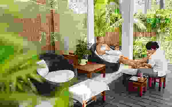Image-Caption-6-2
