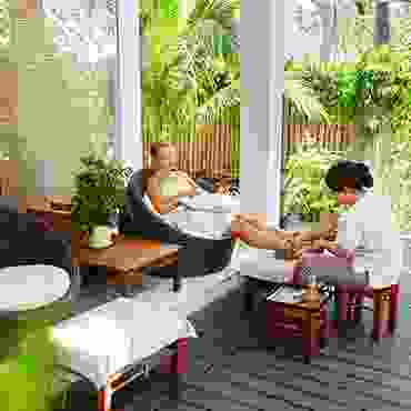 Image-Caption-9-1
